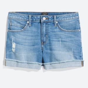 Just Black- Distressed Cuffed Frayed Hem Denim Short